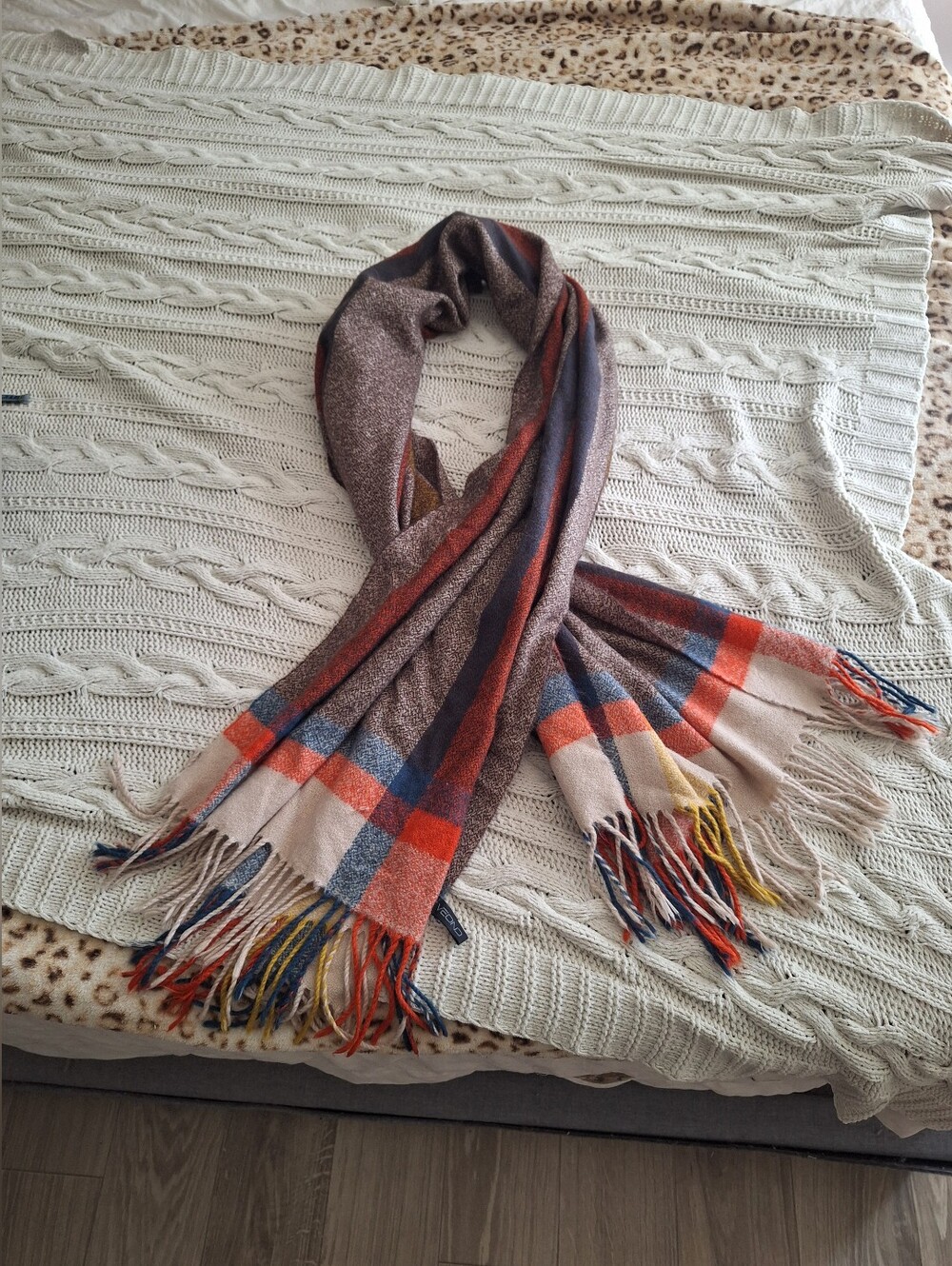 Veond Sweater Scarf